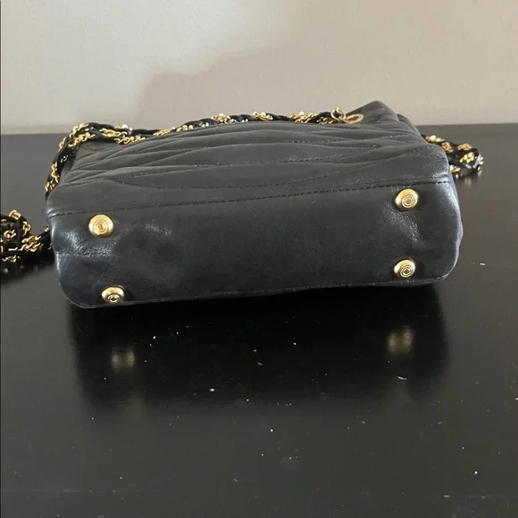 Vintage Black Quilted Shoulder Bag with Gold Accents - Picture 6 of 7